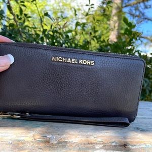 Michael Kors black leather wallet